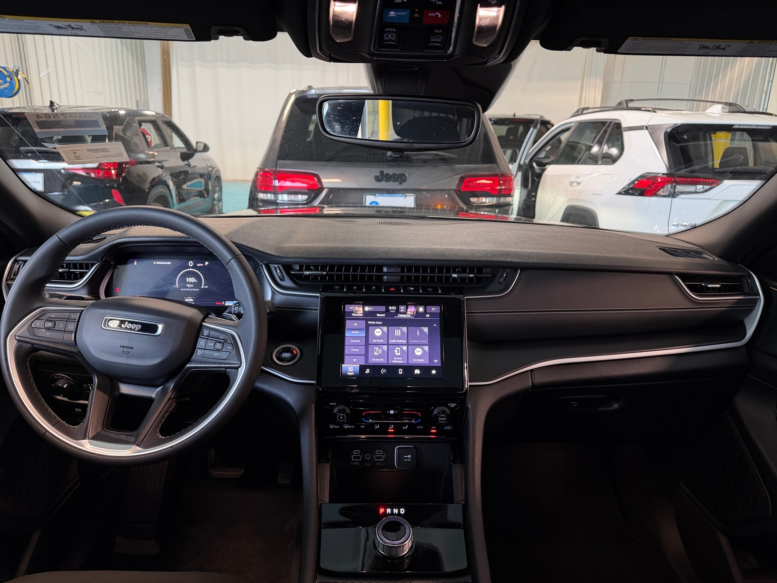 Thumbnail: 2024 Jeep Grand Cherokee L - 3