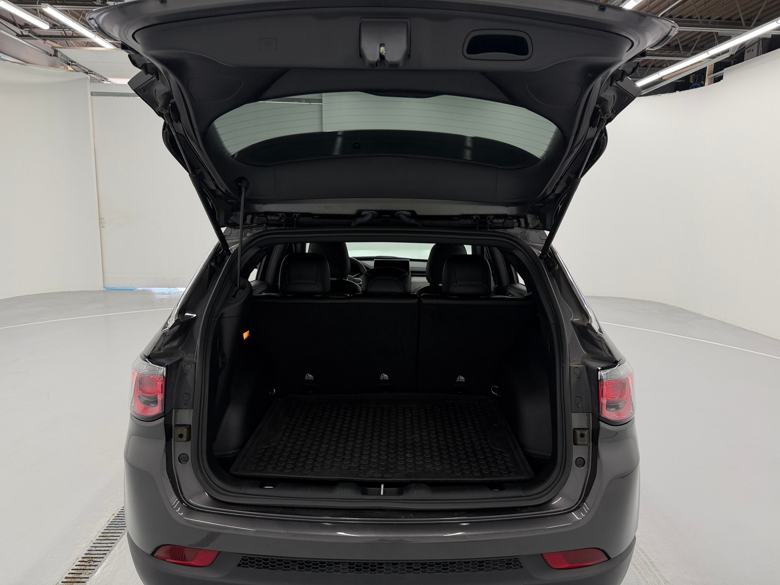 Thumbnail: 2023 Jeep Compass - 7