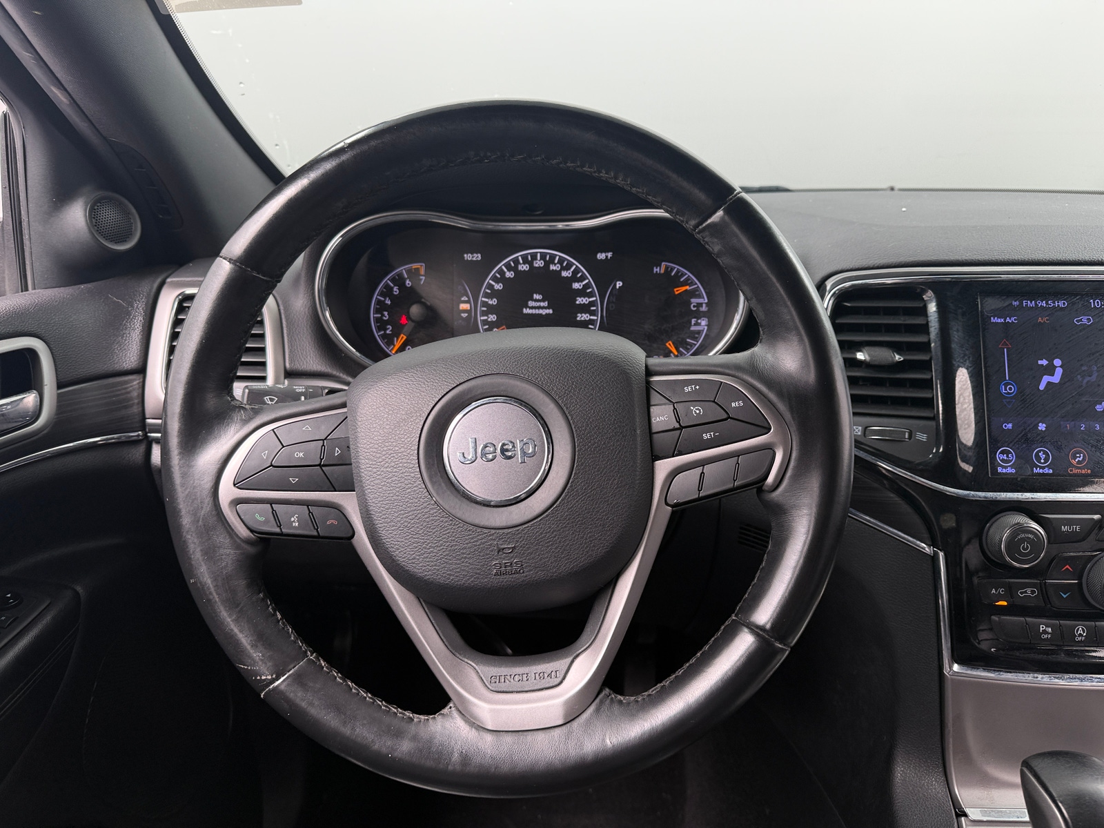 Thumbnail: 2019 Jeep Grand Cherokee - 4