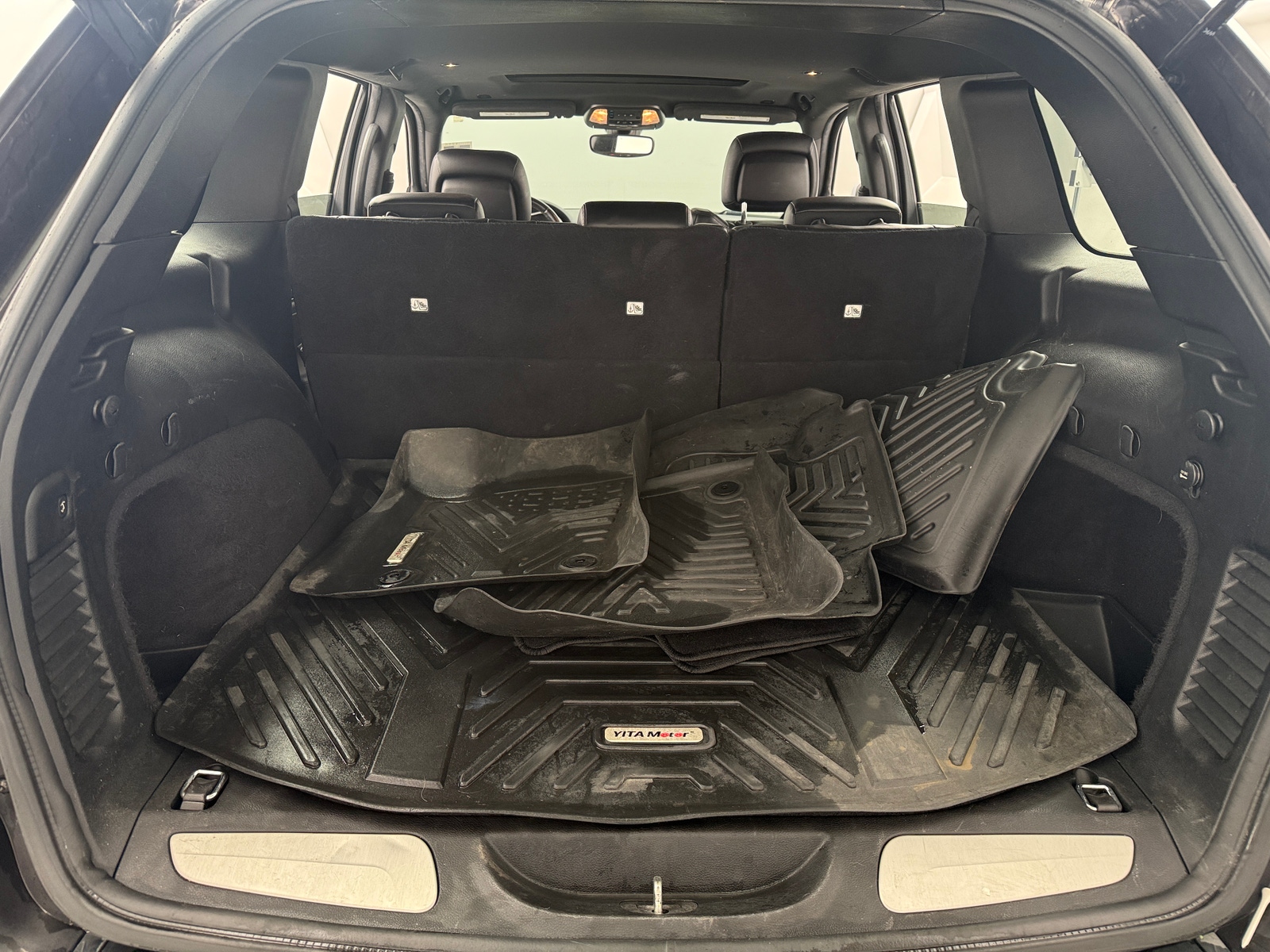 Thumbnail: 2019 Jeep Grand Cherokee - 6
