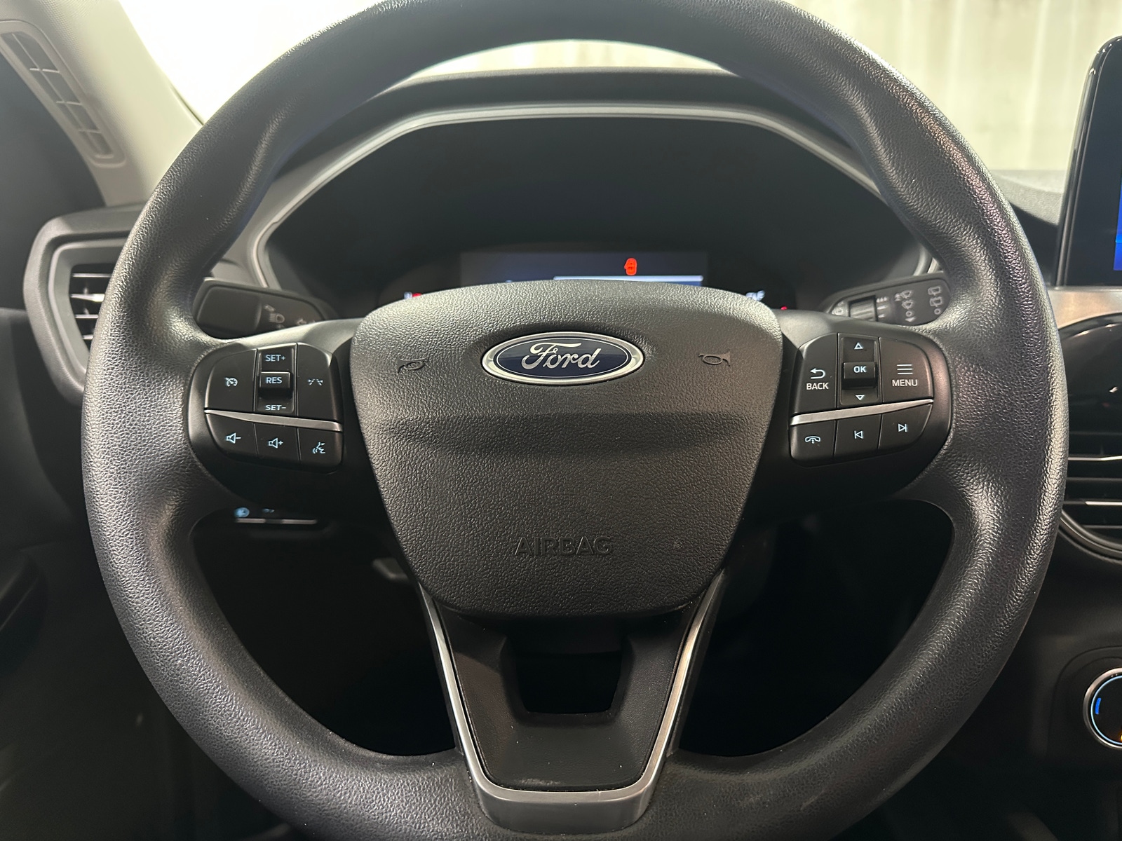 Thumbnail: 2025 Ford Escape - 5