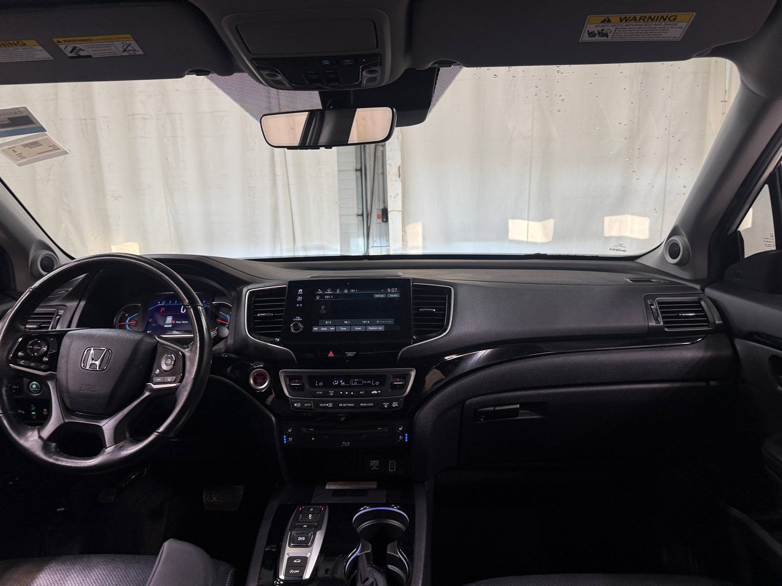 Thumbnail: 2019 Honda Pilot - 3