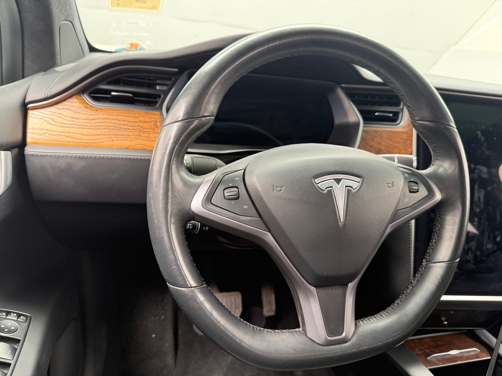Thumbnail: 2019 Tesla Model X - 4