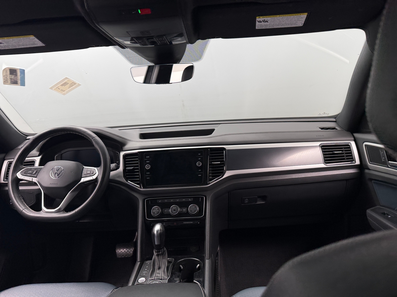 Thumbnail: 2021 Volkswagen Atlas - 3