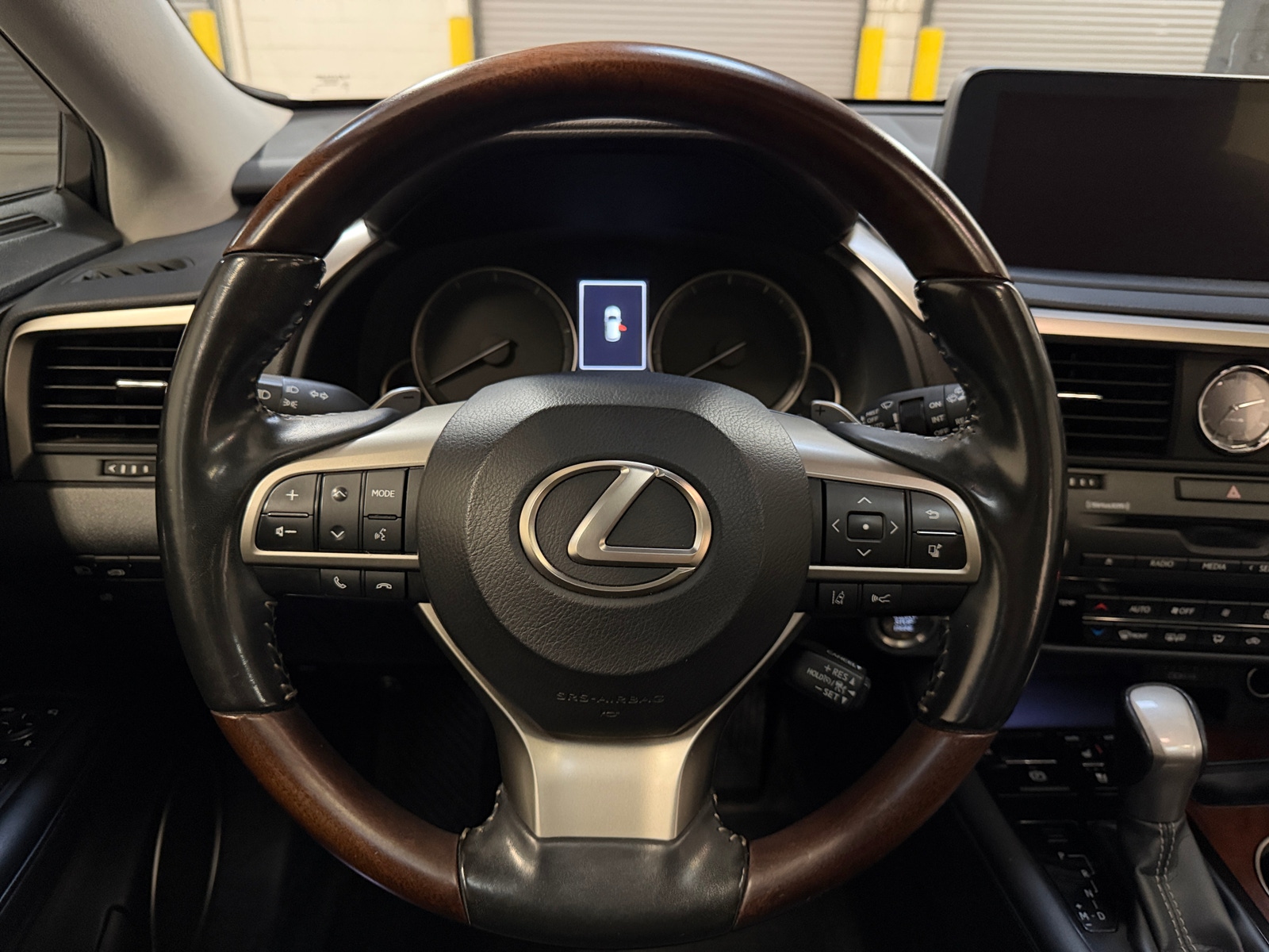 Thumbnail: 2020 Lexus RX - 5
