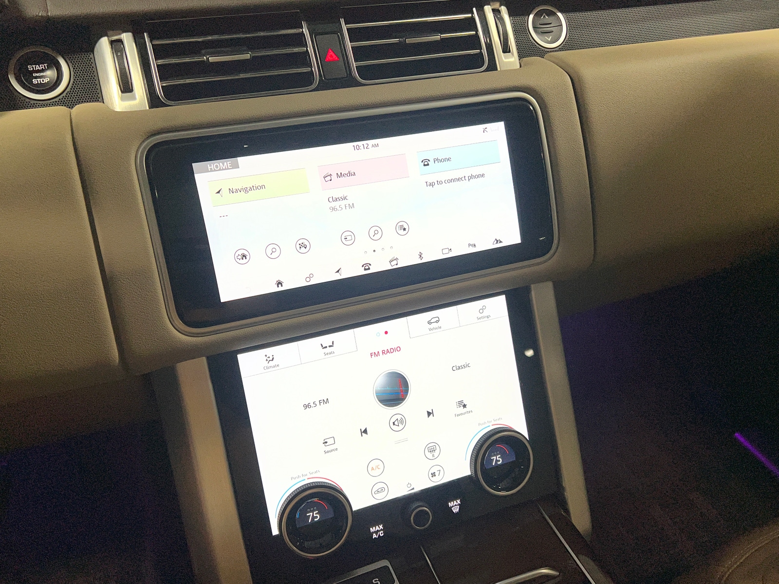 Thumbnail: 2021 Land Rover Range Rover - 3