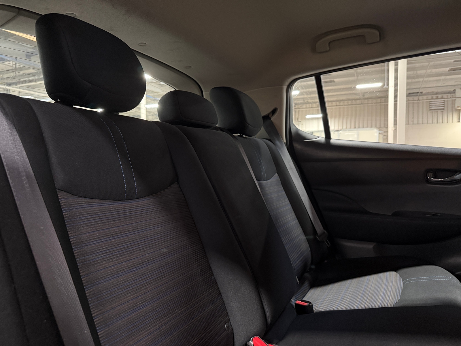 Thumbnail: 2020 Nissan Leaf - 6