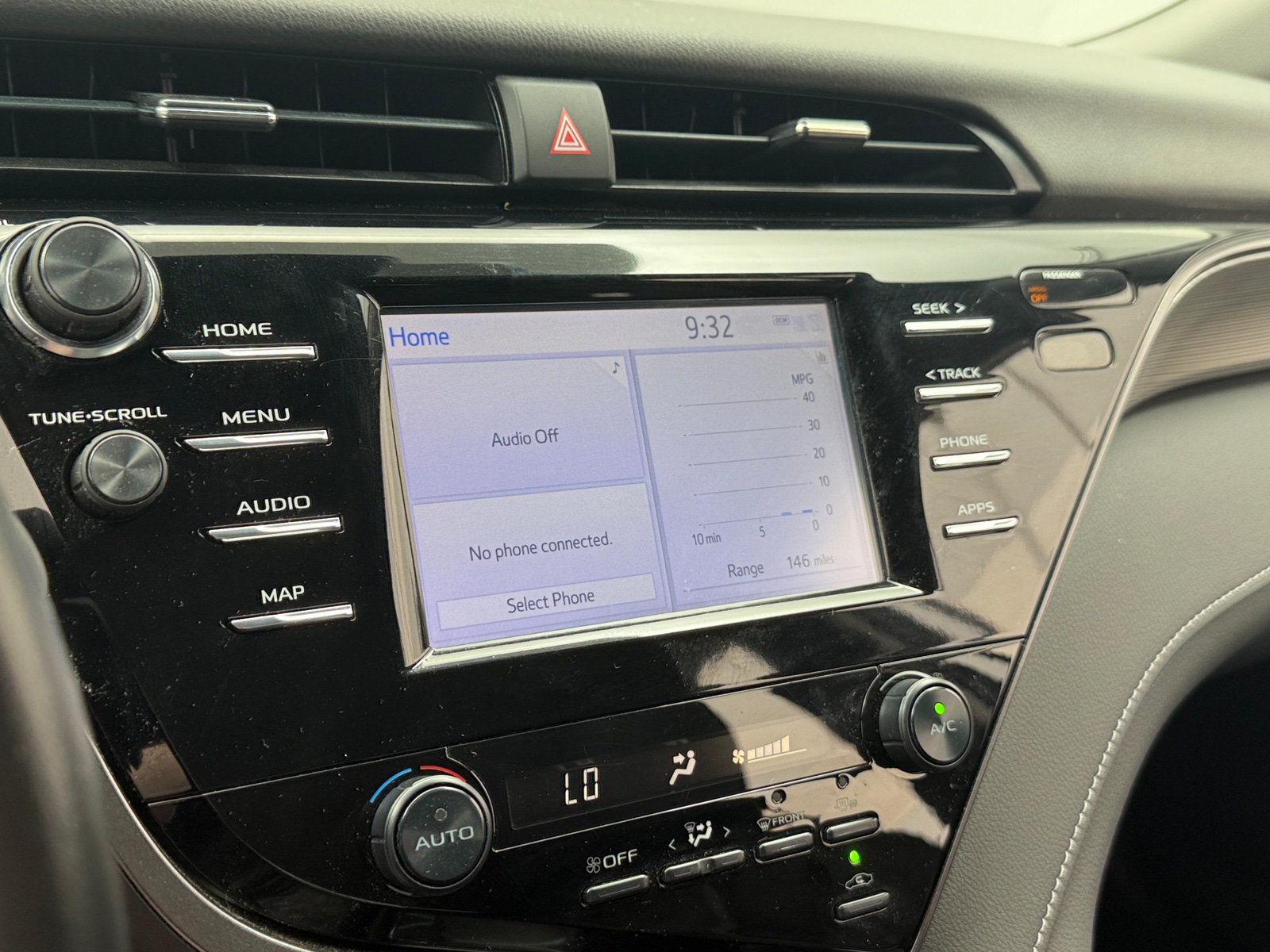 Thumbnail: 2019 Toyota Camry - 4