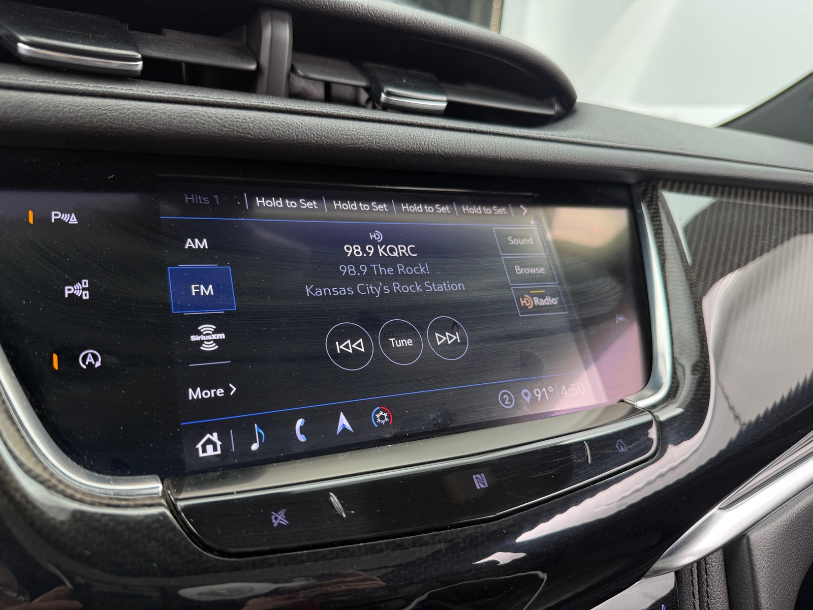 Thumbnail: 2020 Cadillac XT6 - 3