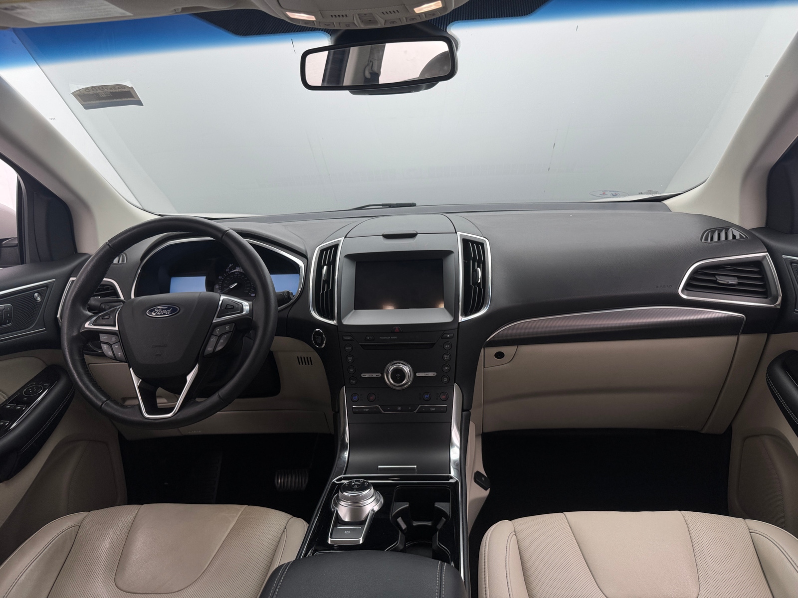 Thumbnail: 2019 Ford Edge - 2
