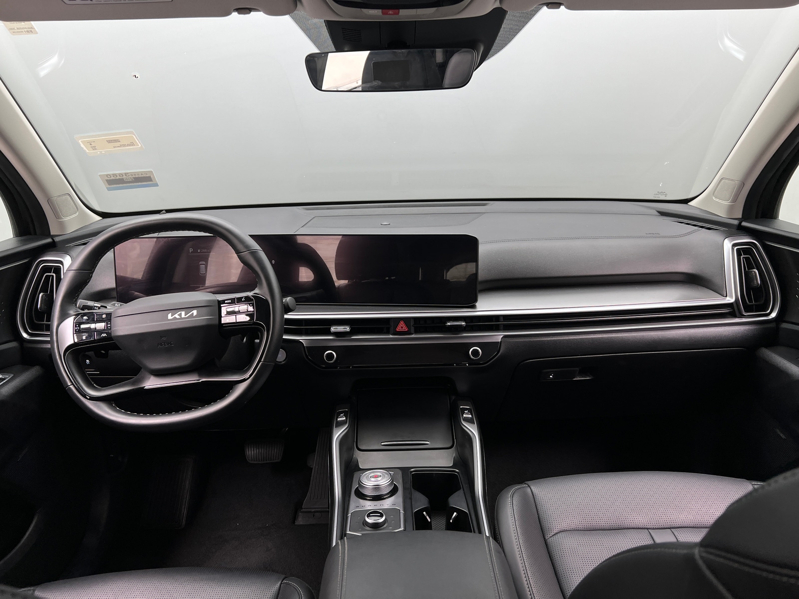 Thumbnail: 2026 Kia Sorento - 2