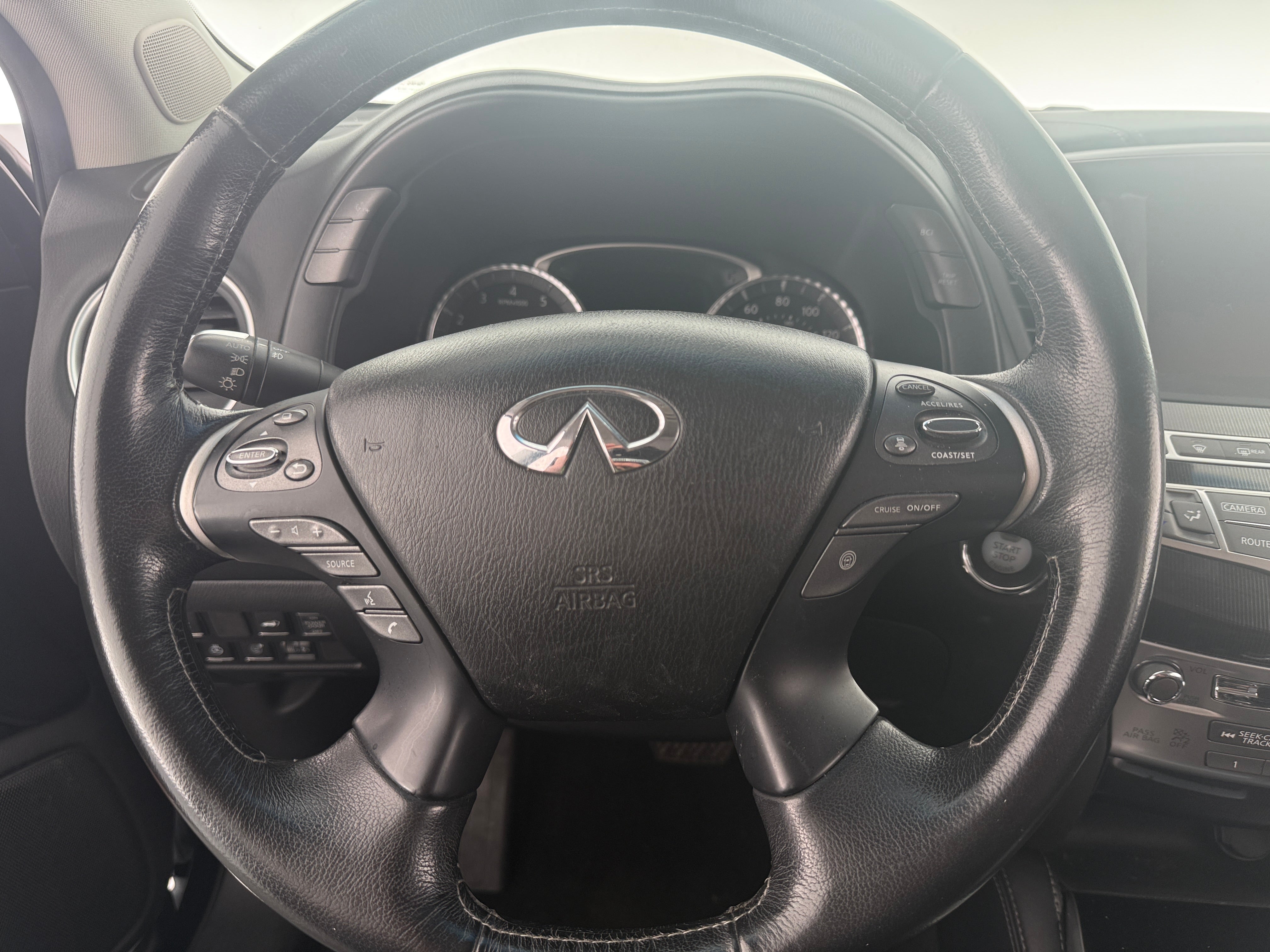 2016 INFINITI QX60 Base