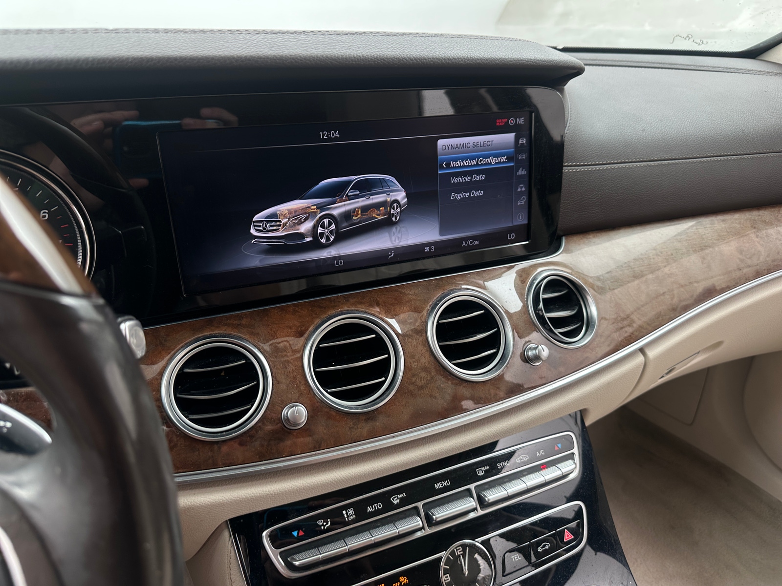Thumbnail: 2017 Mercedes-Benz E-Class - 3