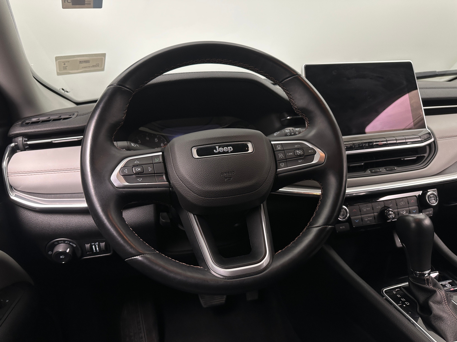 Thumbnail: 2022 Jeep Compass - 4