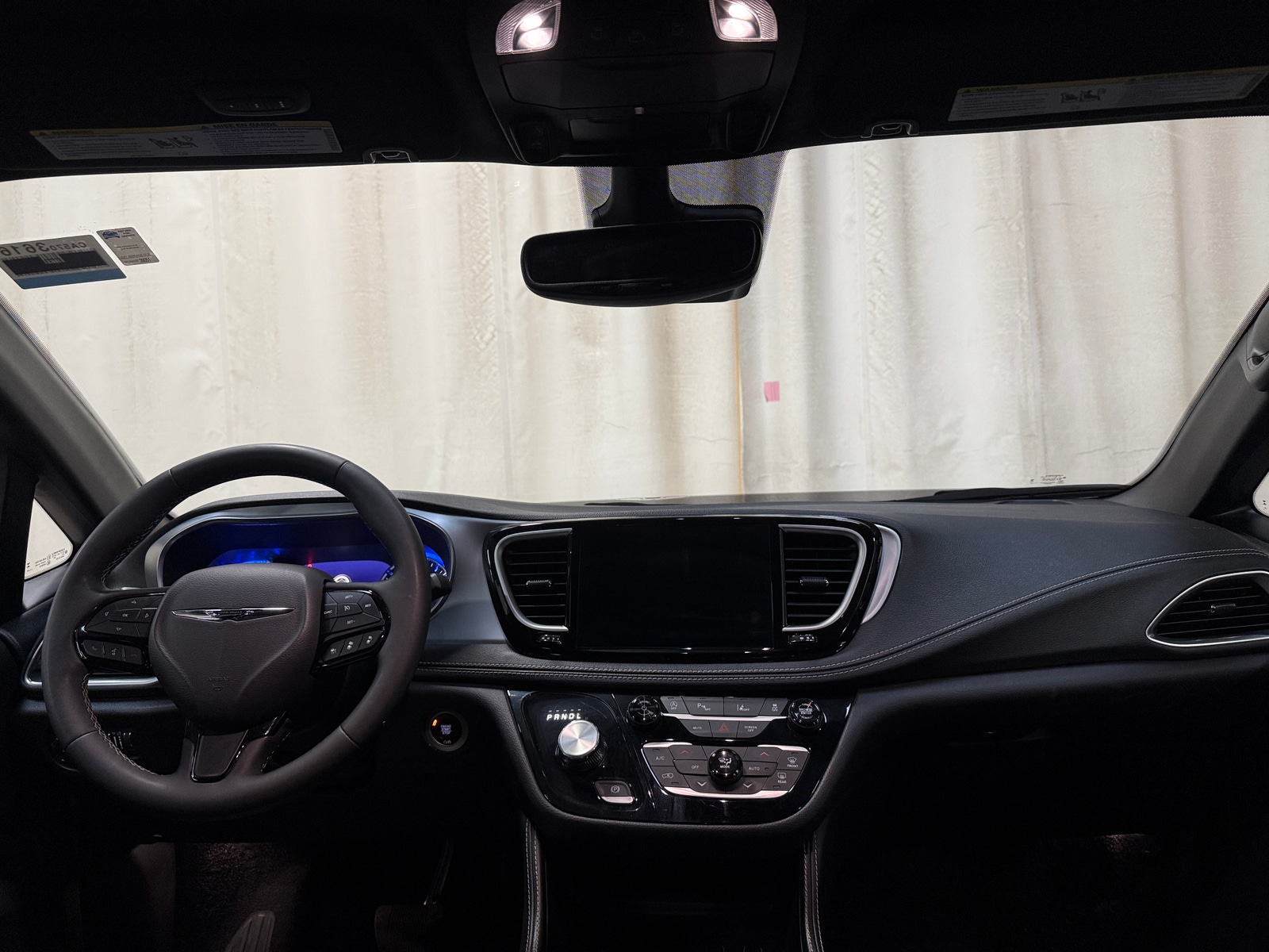 Thumbnail: 2025 Chrysler Pacifica - 2