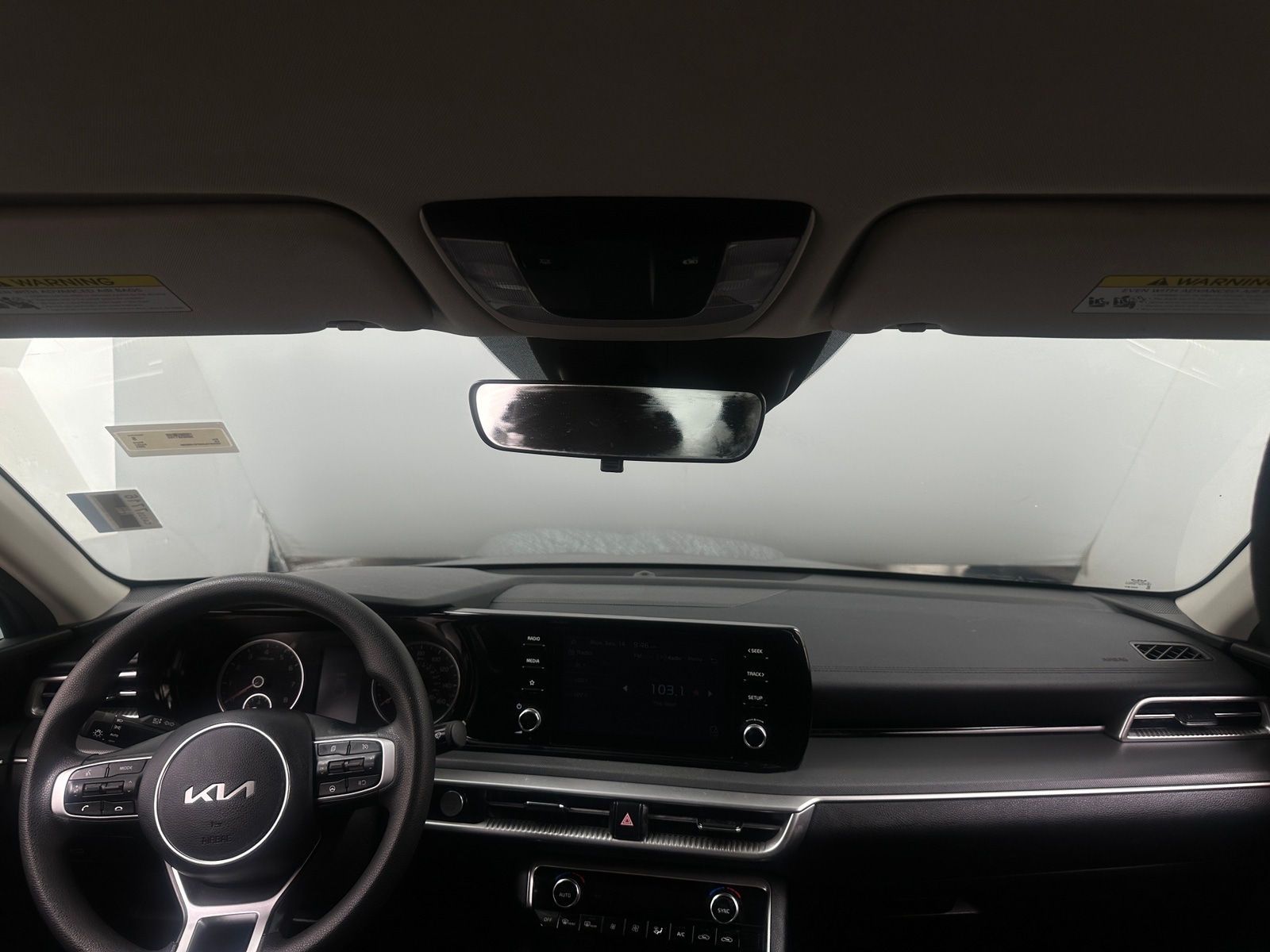 Thumbnail: 2023 Kia K5 - 3