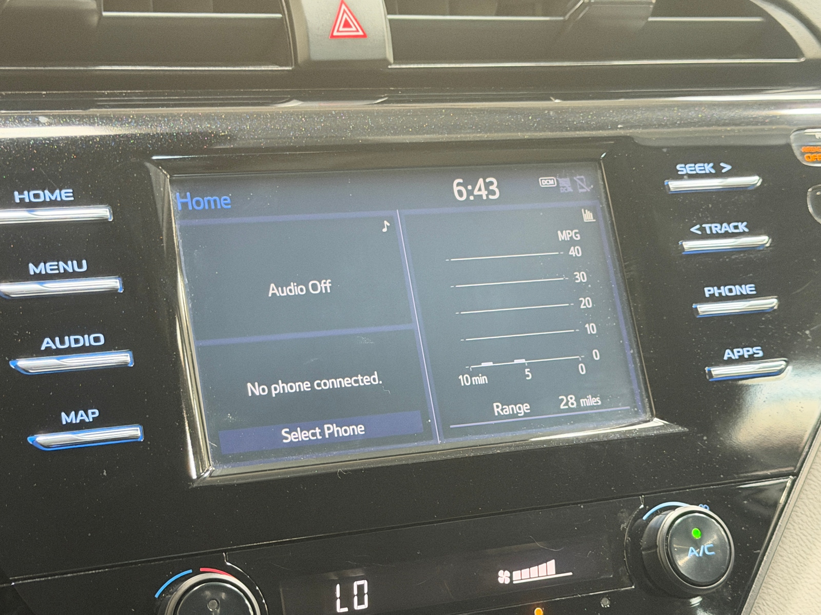 Thumbnail: 2019 Toyota Camry - 4