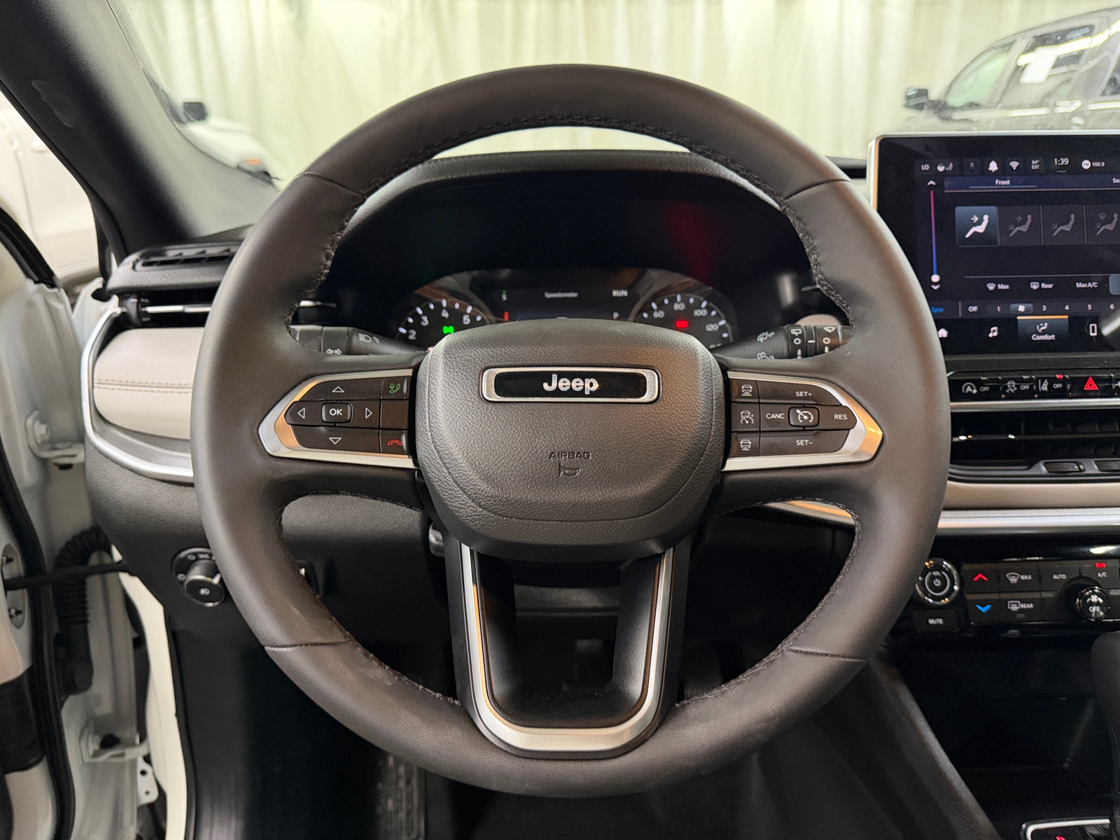 Thumbnail: 2026 Jeep Compass - 4