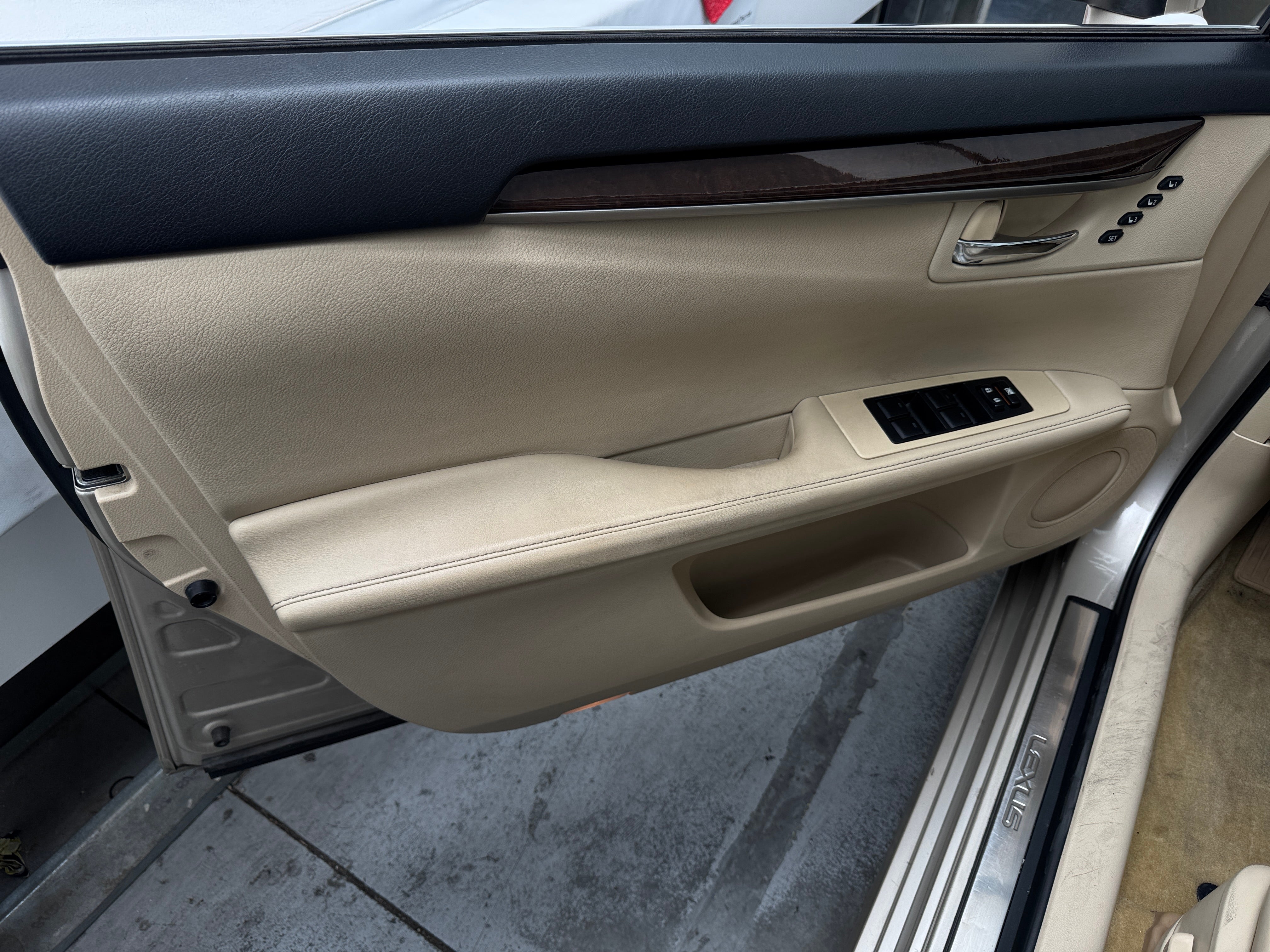 2014 Lexus ES