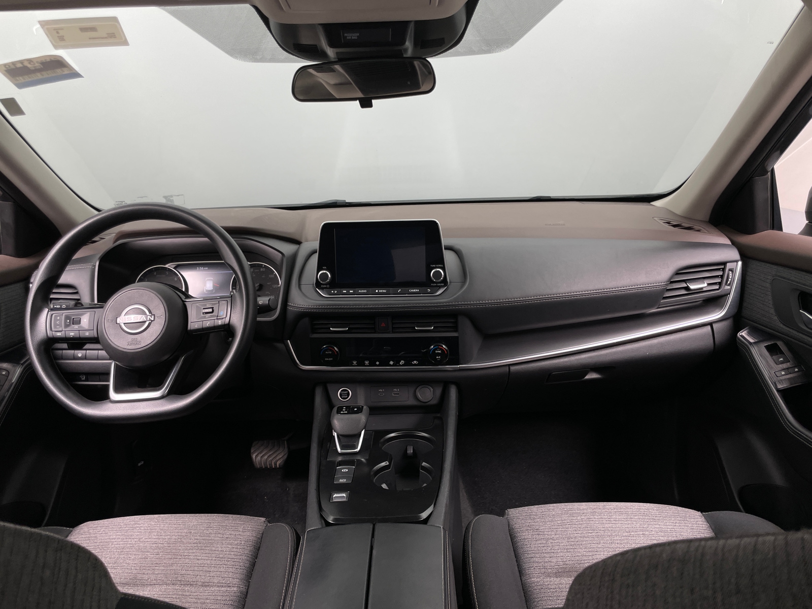 Thumbnail: 2023 Nissan Rogue - 3