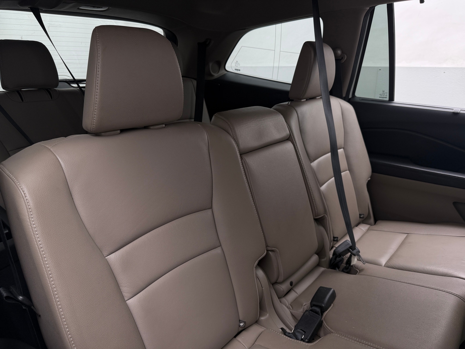 Thumbnail: 2016 Honda Pilot - 5