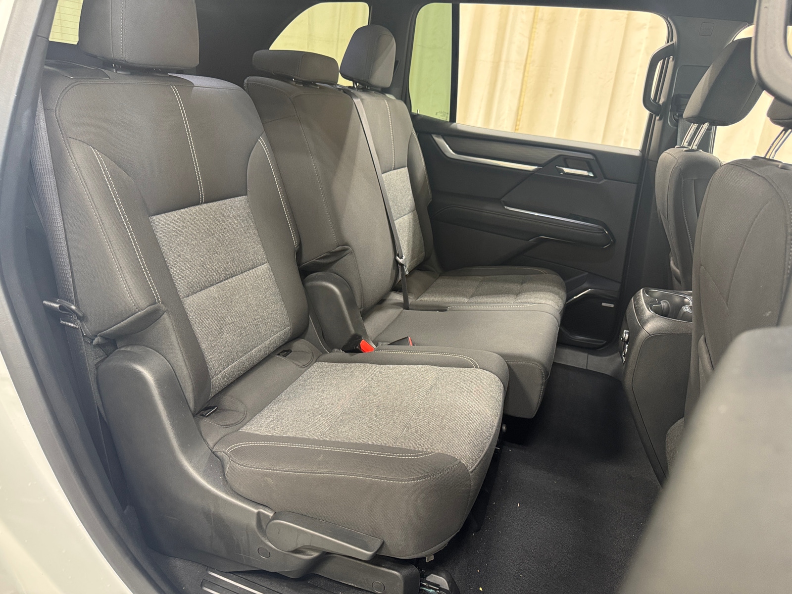 Thumbnail: 2025 GMC Acadia - 6