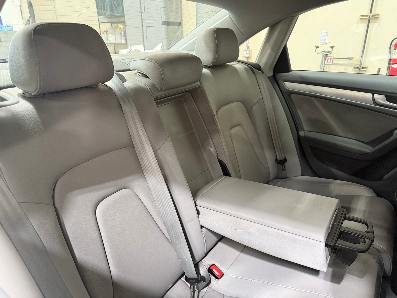 Thumbnail: 2013 Audi A4 - 6