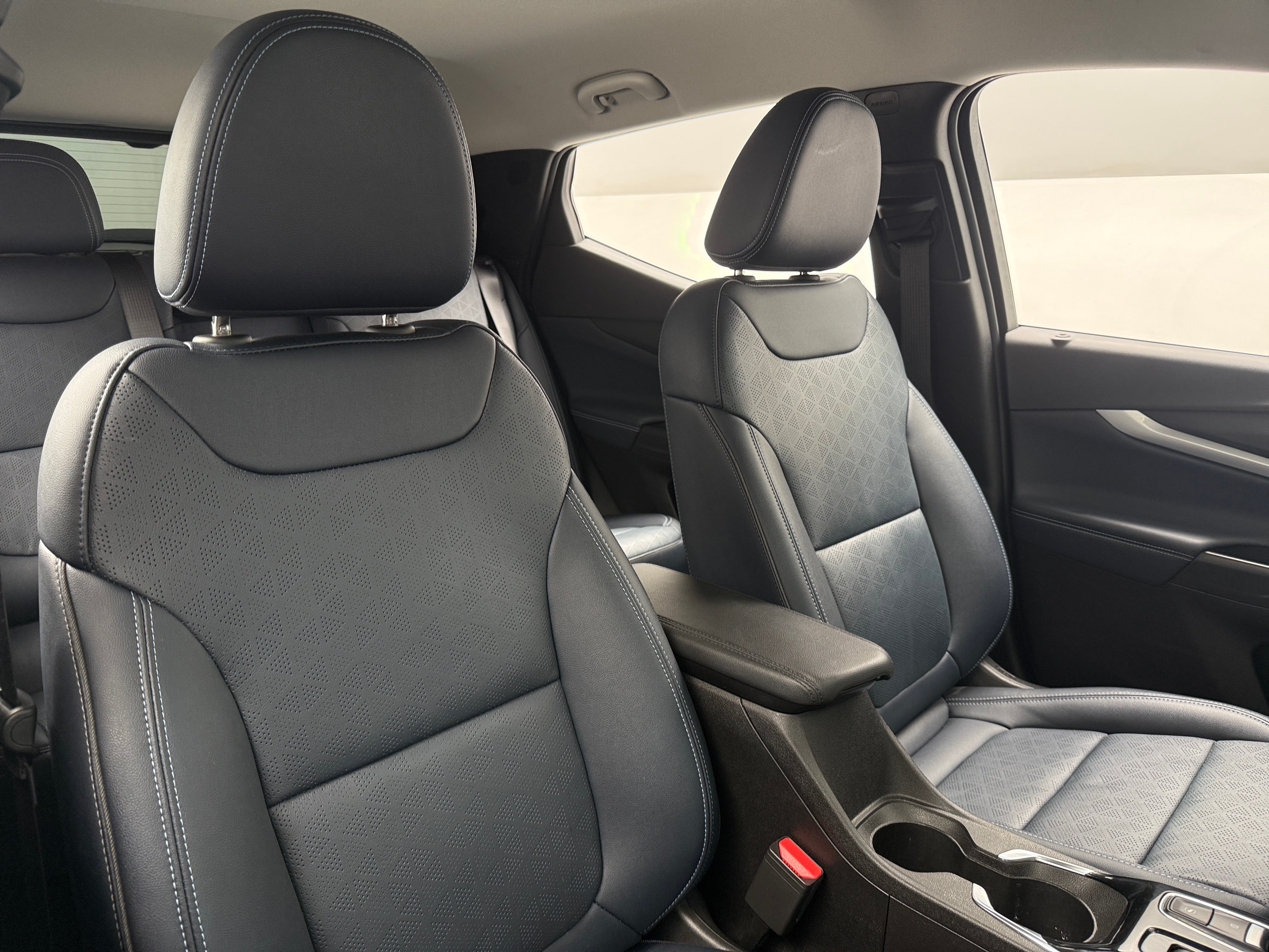 Used 2023 Chevrolet Bolt EUV Premier with VIN 1G1FZ6S08P4188696 for sale in Auburn, WA