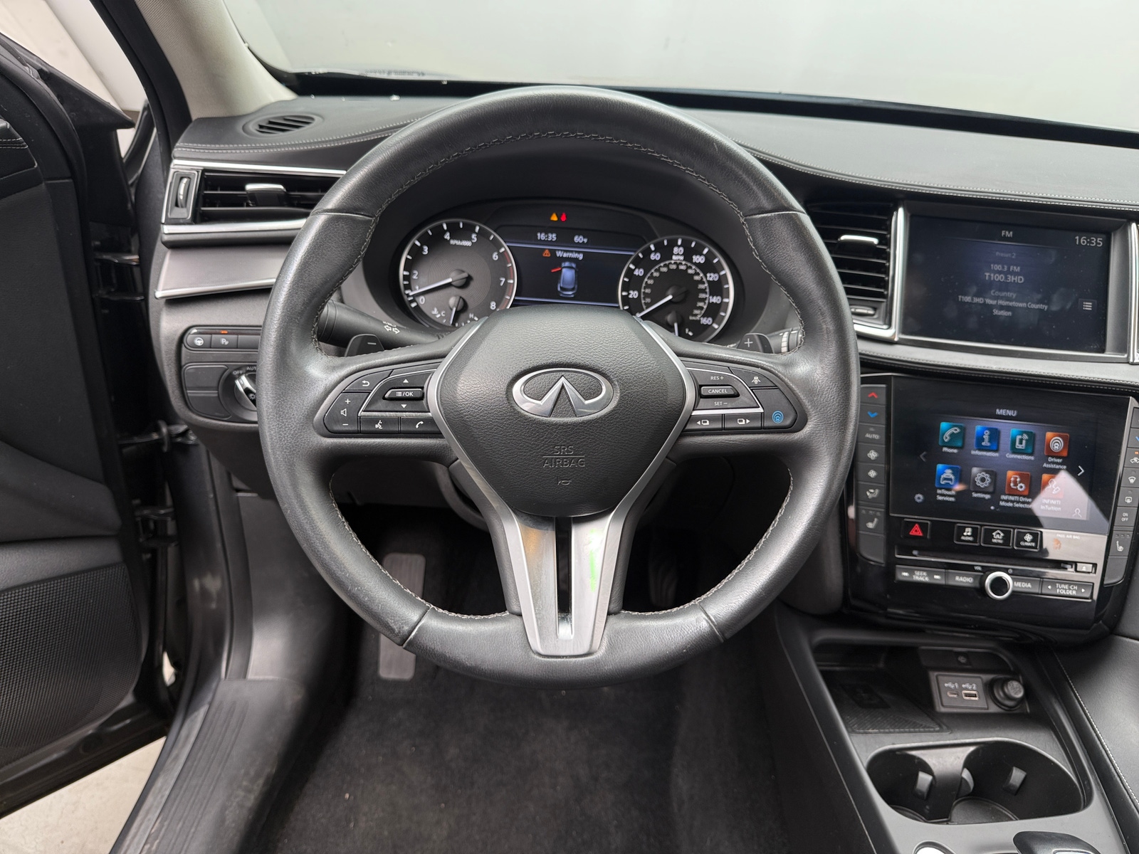 Thumbnail: 2023 INFINITI QX50 - 4