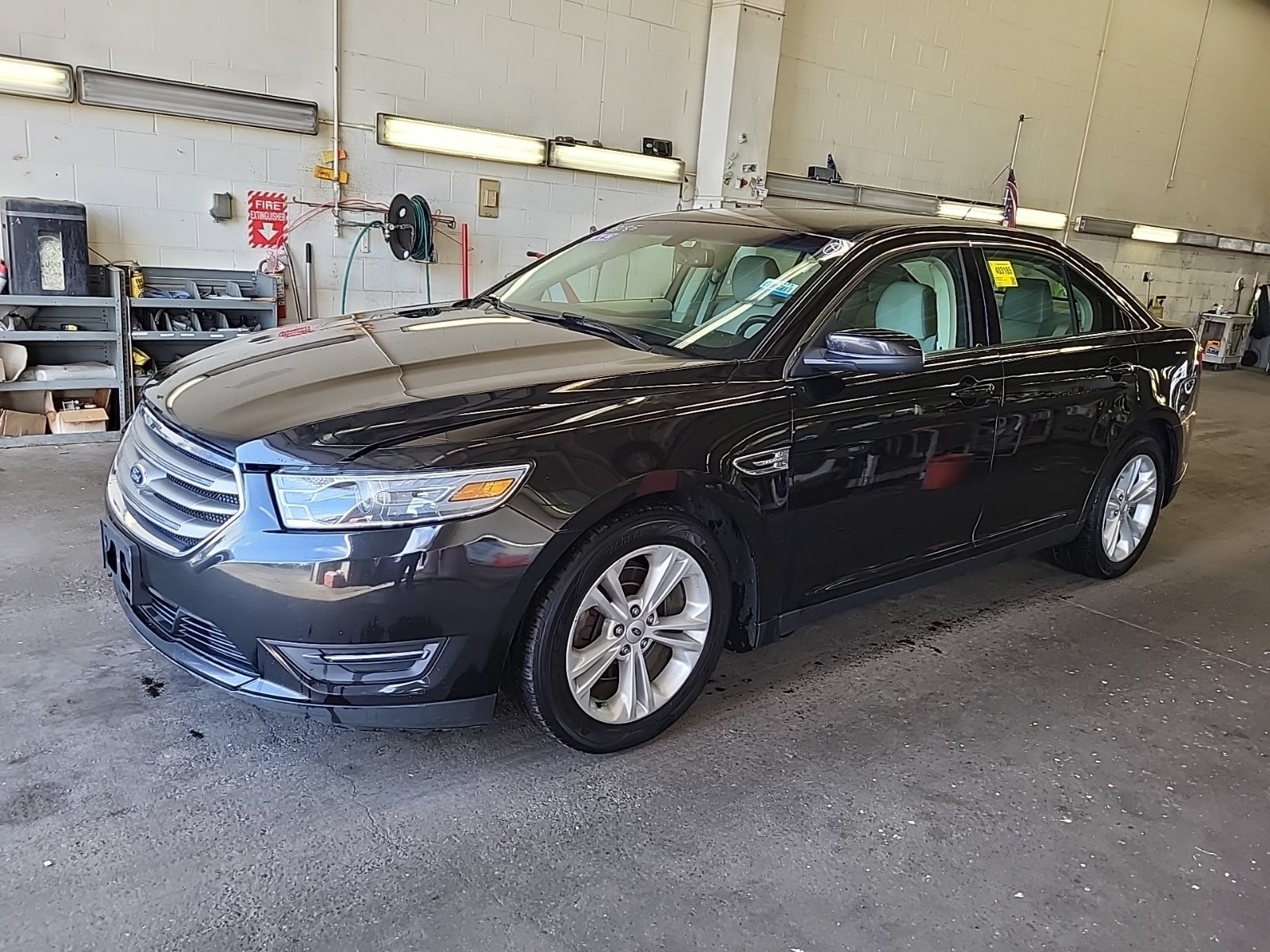2013 Ford Taurus SEL