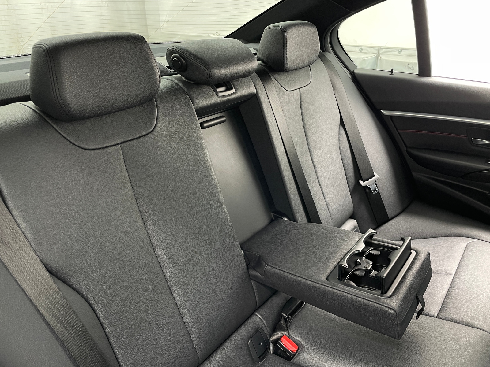 Thumbnail: 2018 BMW 3 Series - 5