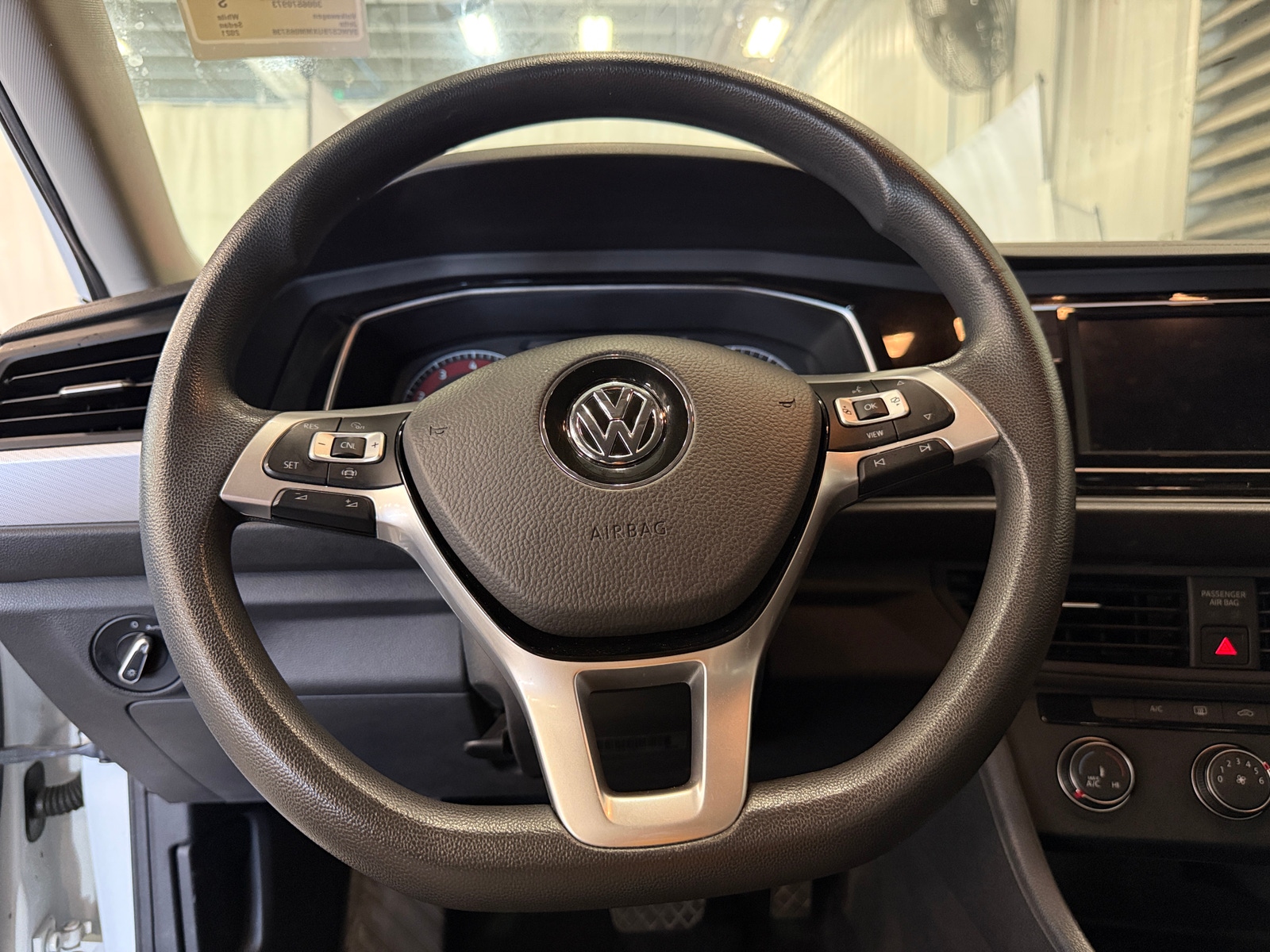 Thumbnail: 2021 Volkswagen Jetta - 5