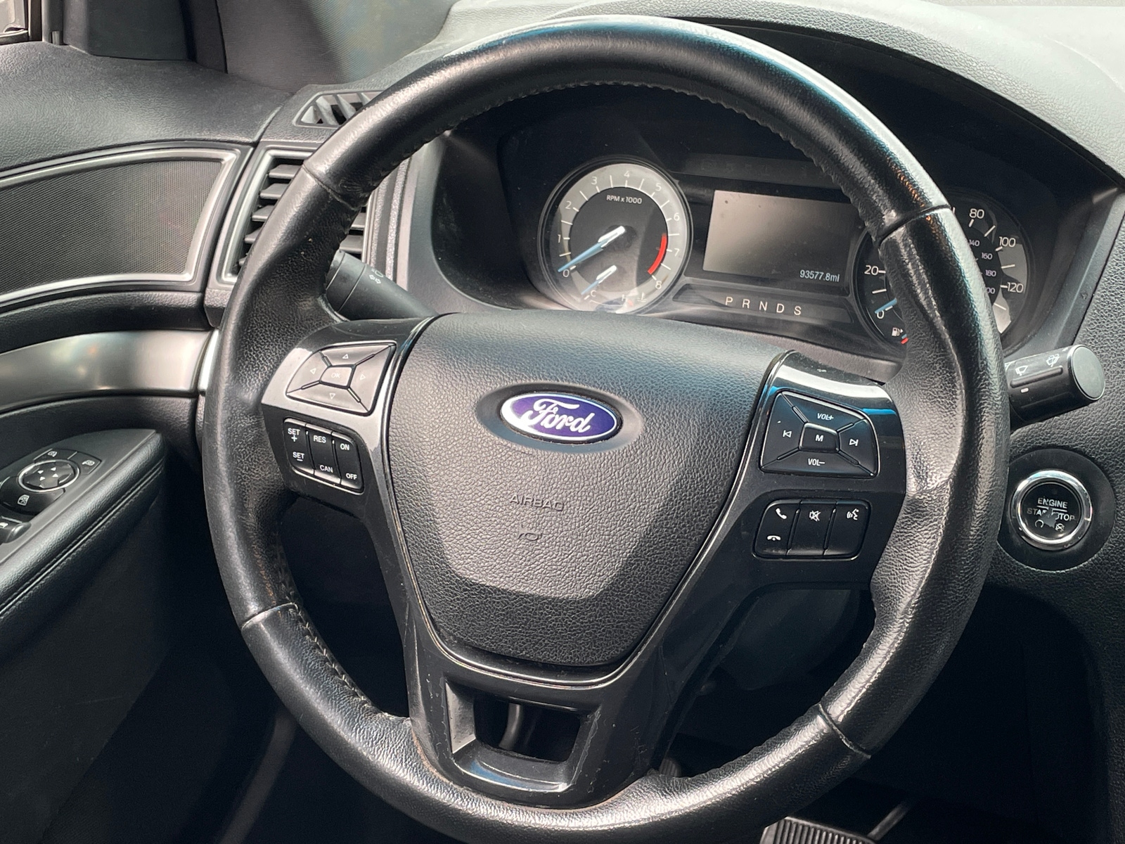 Thumbnail: 2018 Ford Explorer - 5