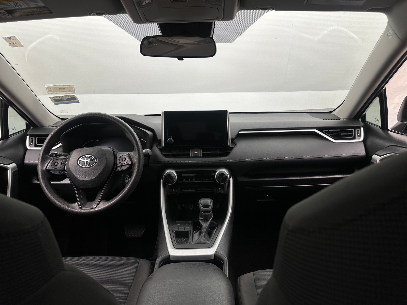 Thumbnail: 2024 Toyota RAV4 - 3