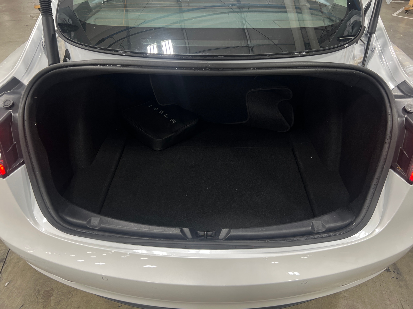 Thumbnail: 2022 Tesla Model 3 - 6