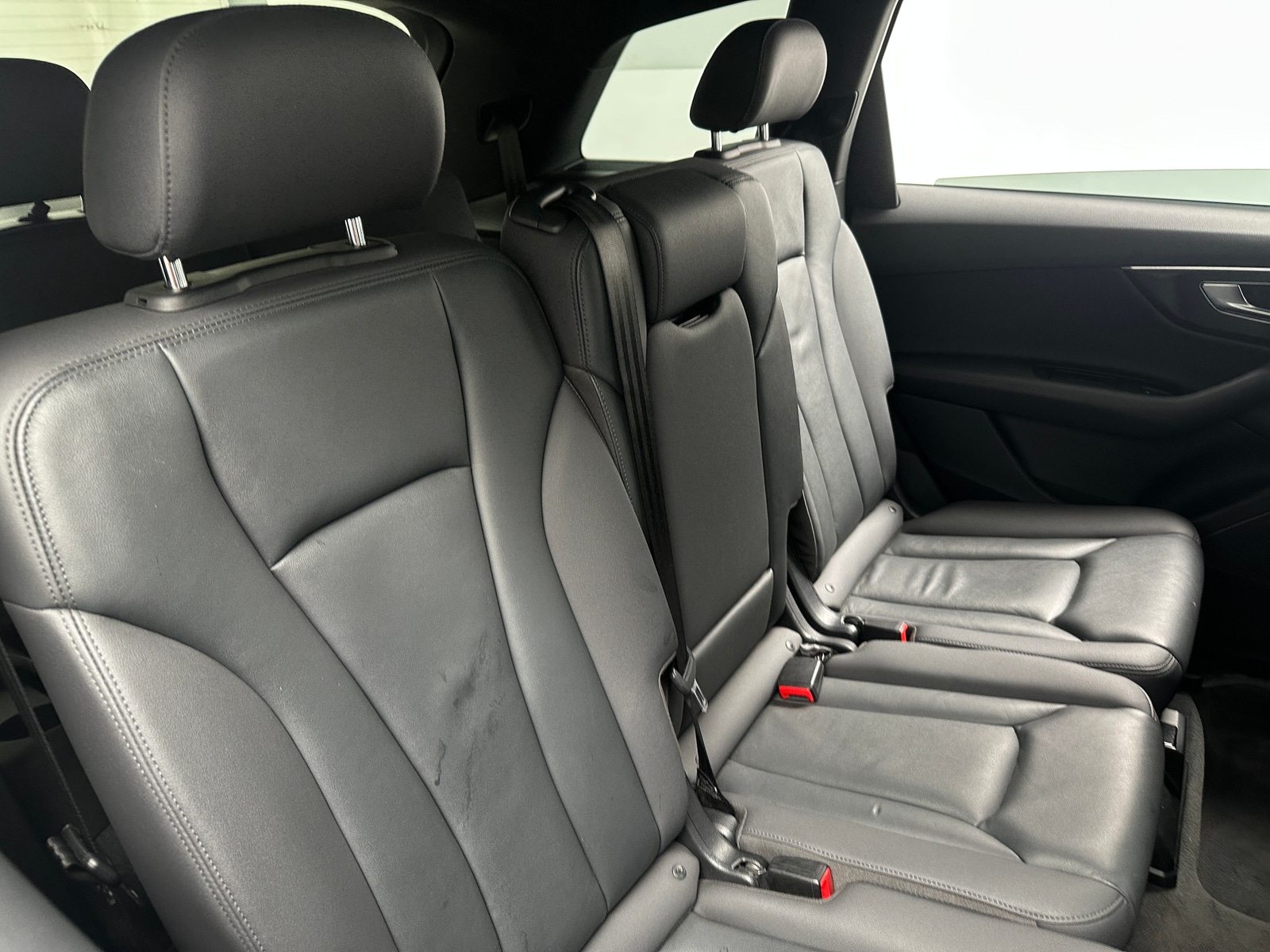 Thumbnail: 2020 Audi Q7 - 6
