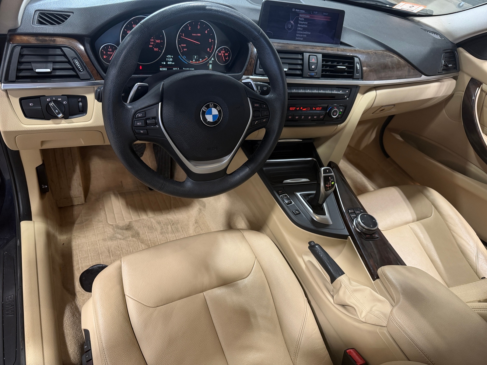Thumbnail: 2014 BMW 3 Series - 3