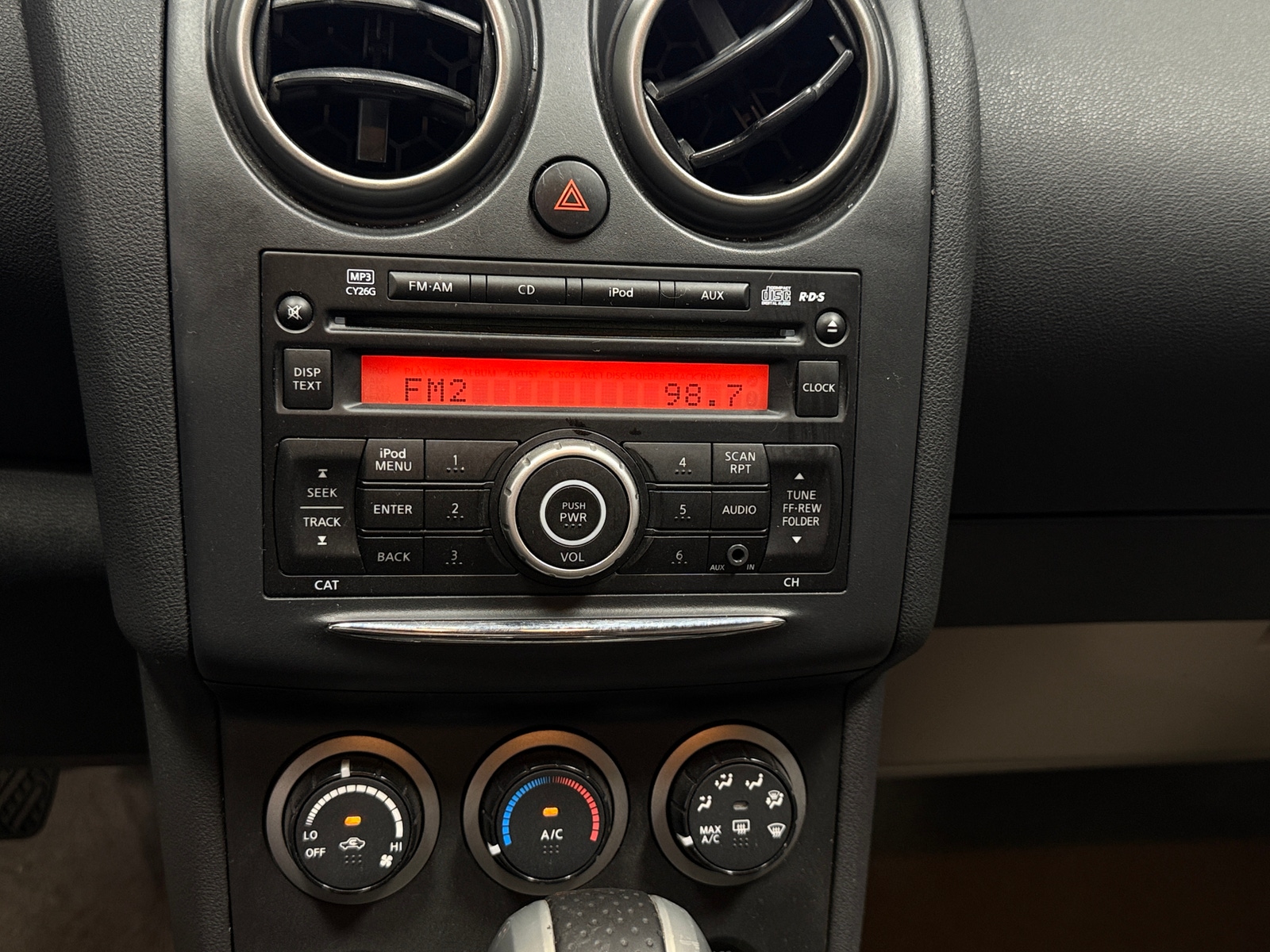 Thumbnail: 2012 Nissan Rogue - 4