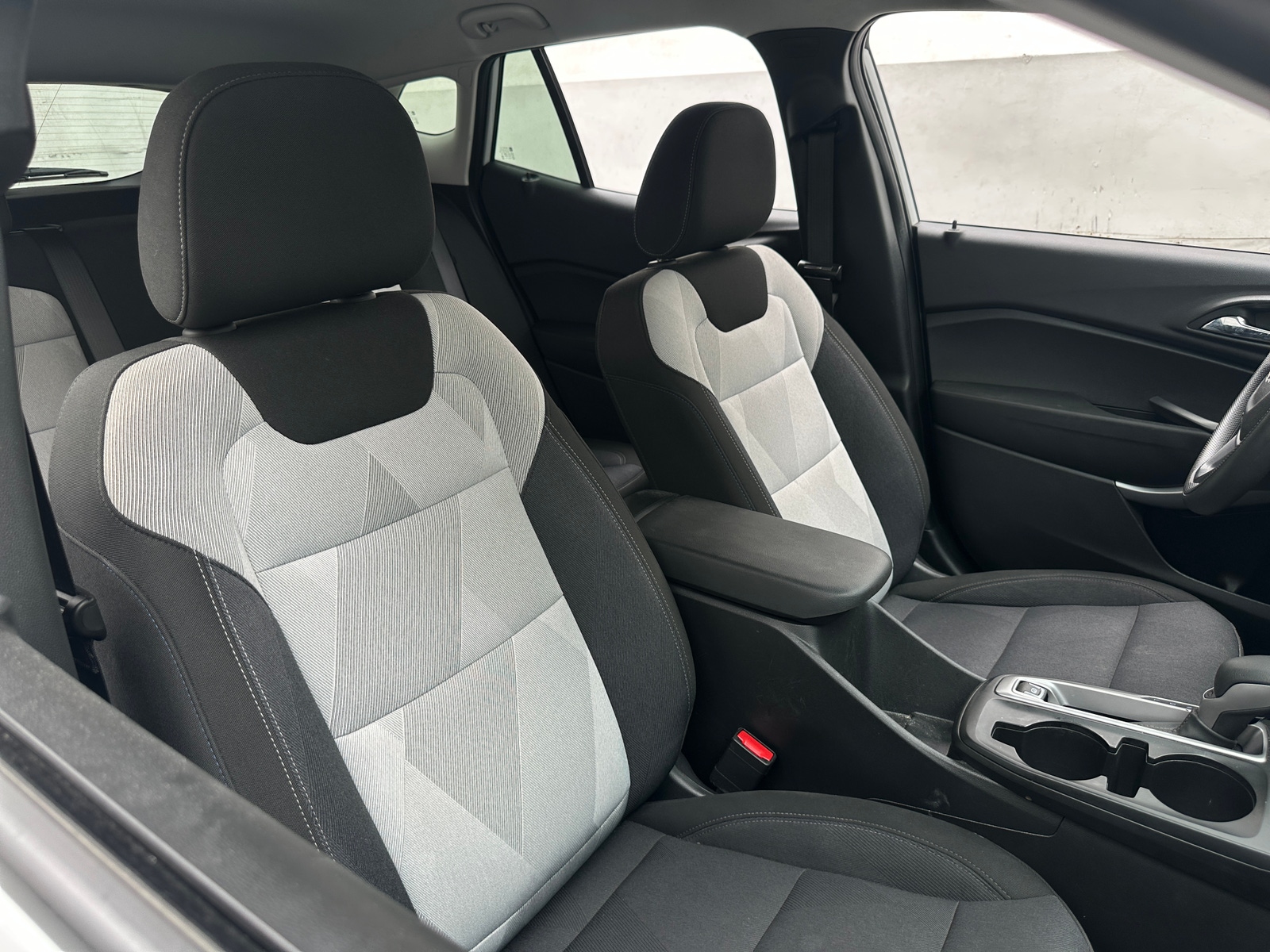 Thumbnail: 2025 Chevrolet Trax - 2