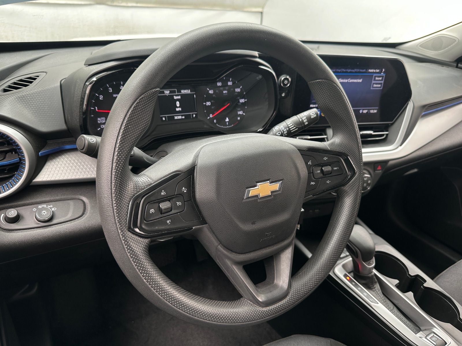 Thumbnail: 2025 Chevrolet Trax - 5