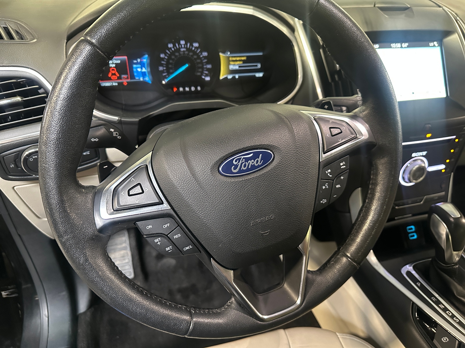 Thumbnail: 2018 Ford Edge - 4