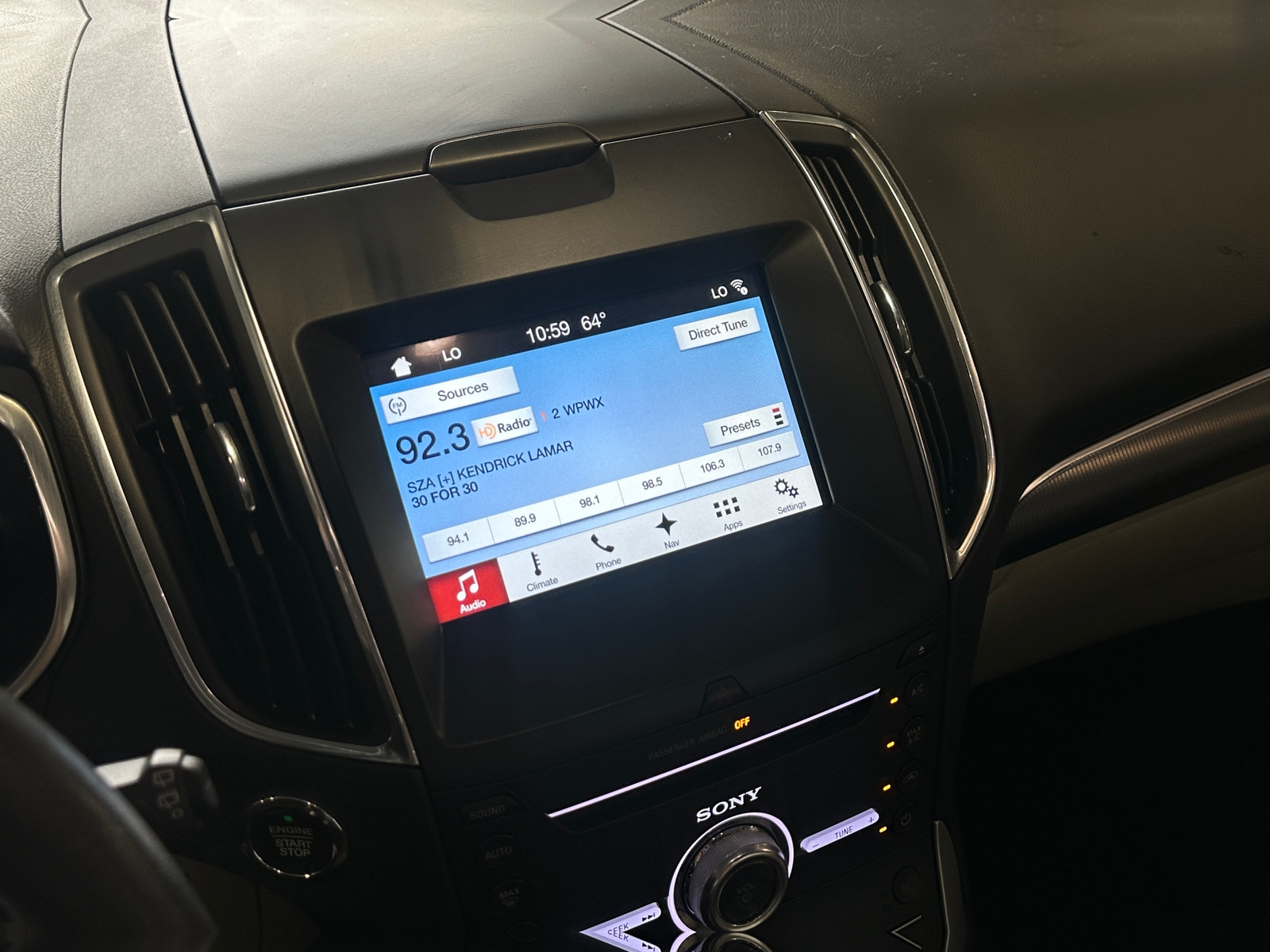 Thumbnail: 2018 Ford Edge - 3