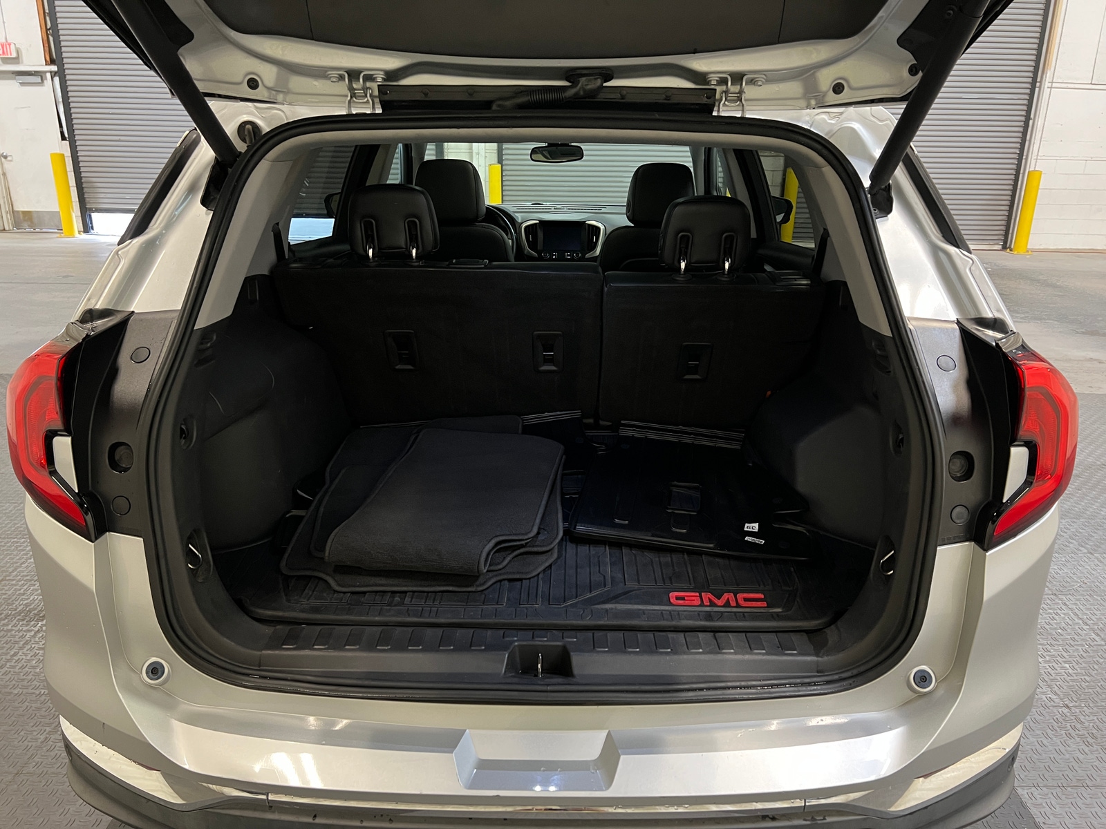 Thumbnail: 2020 GMC Terrain - 6