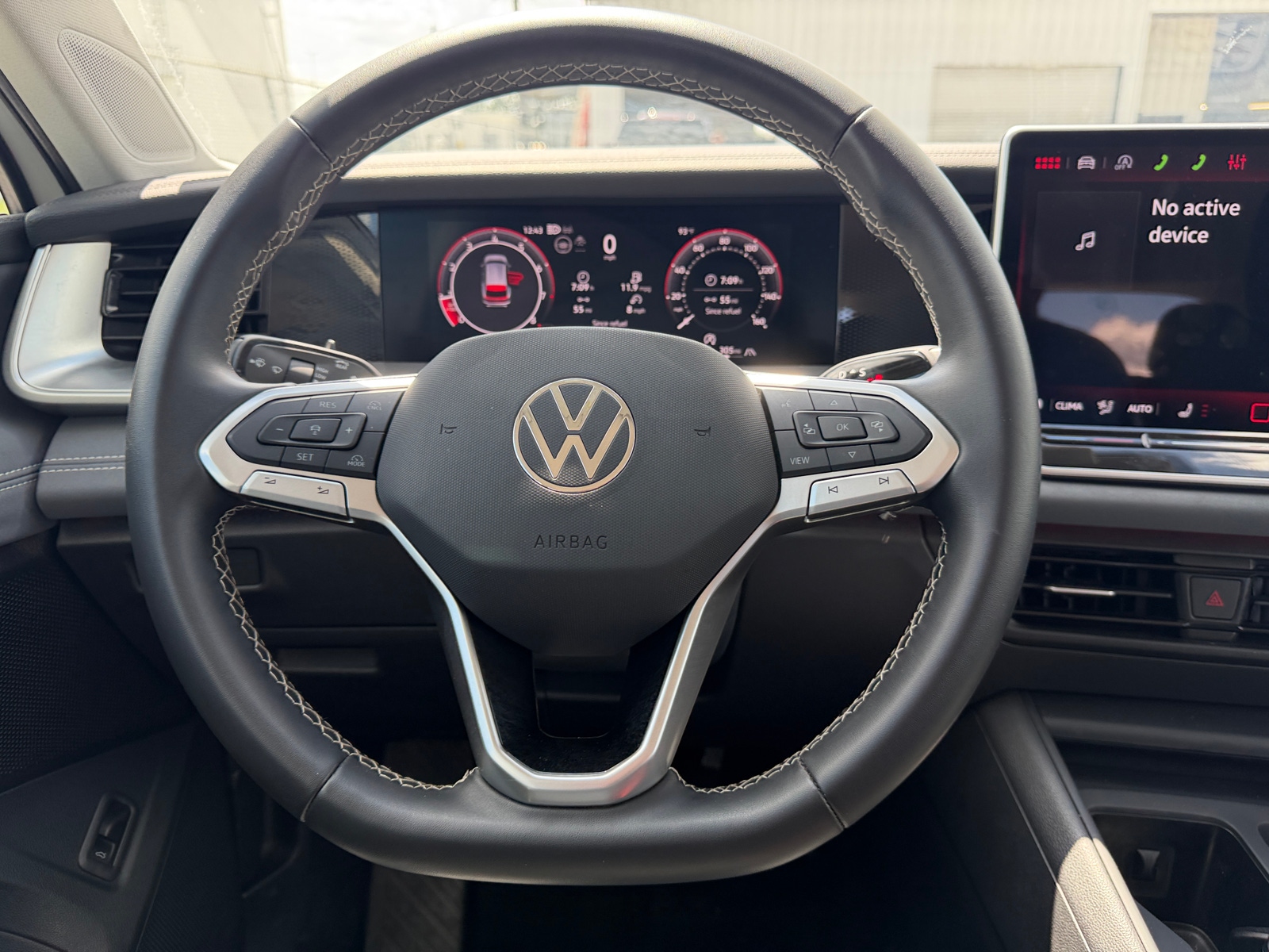 Thumbnail: 2026 Volkswagen Tiguan - 4