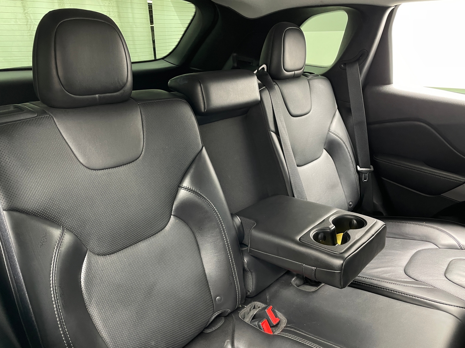 Thumbnail: 2019 Jeep Cherokee - 5