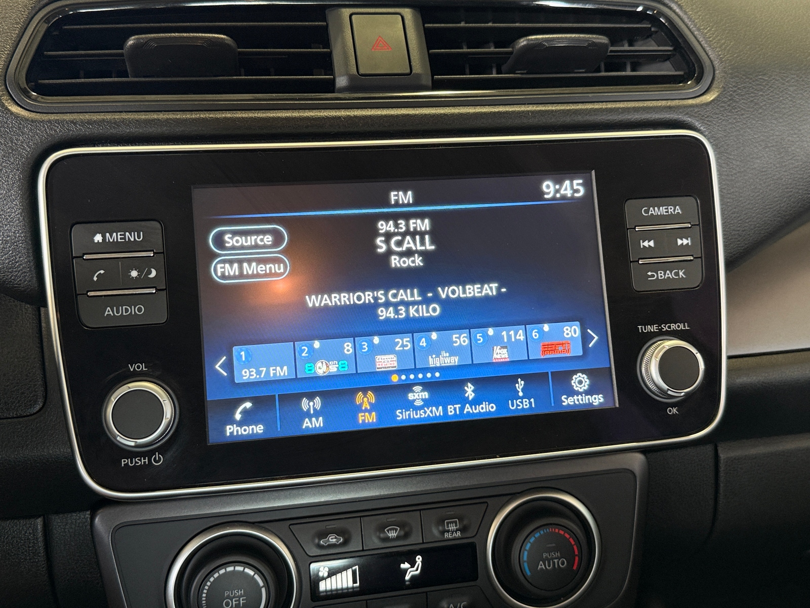 Thumbnail: 2025 Nissan Leaf - 4