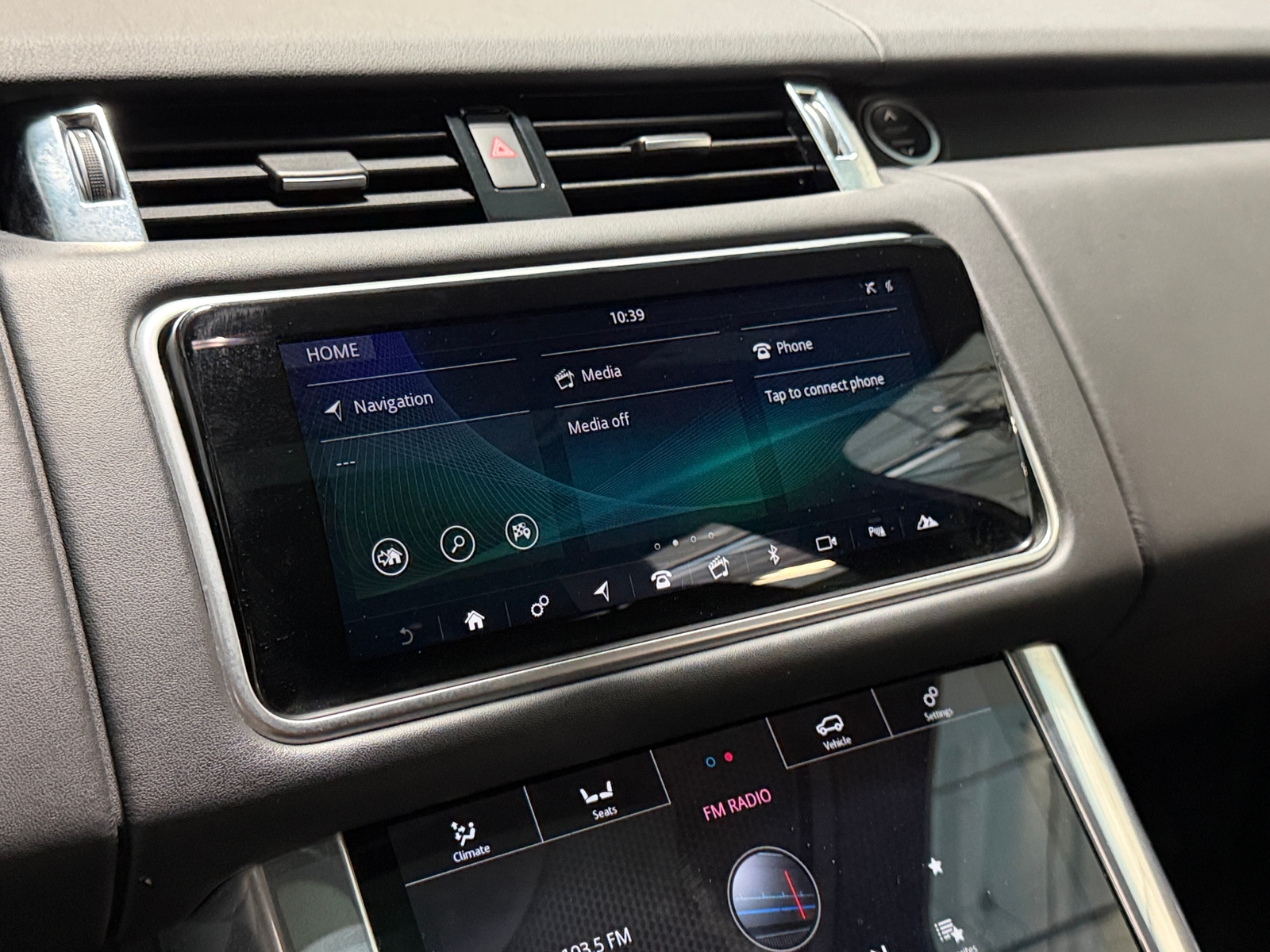 Thumbnail: 2022 Land Rover Range Rover Sport - 4