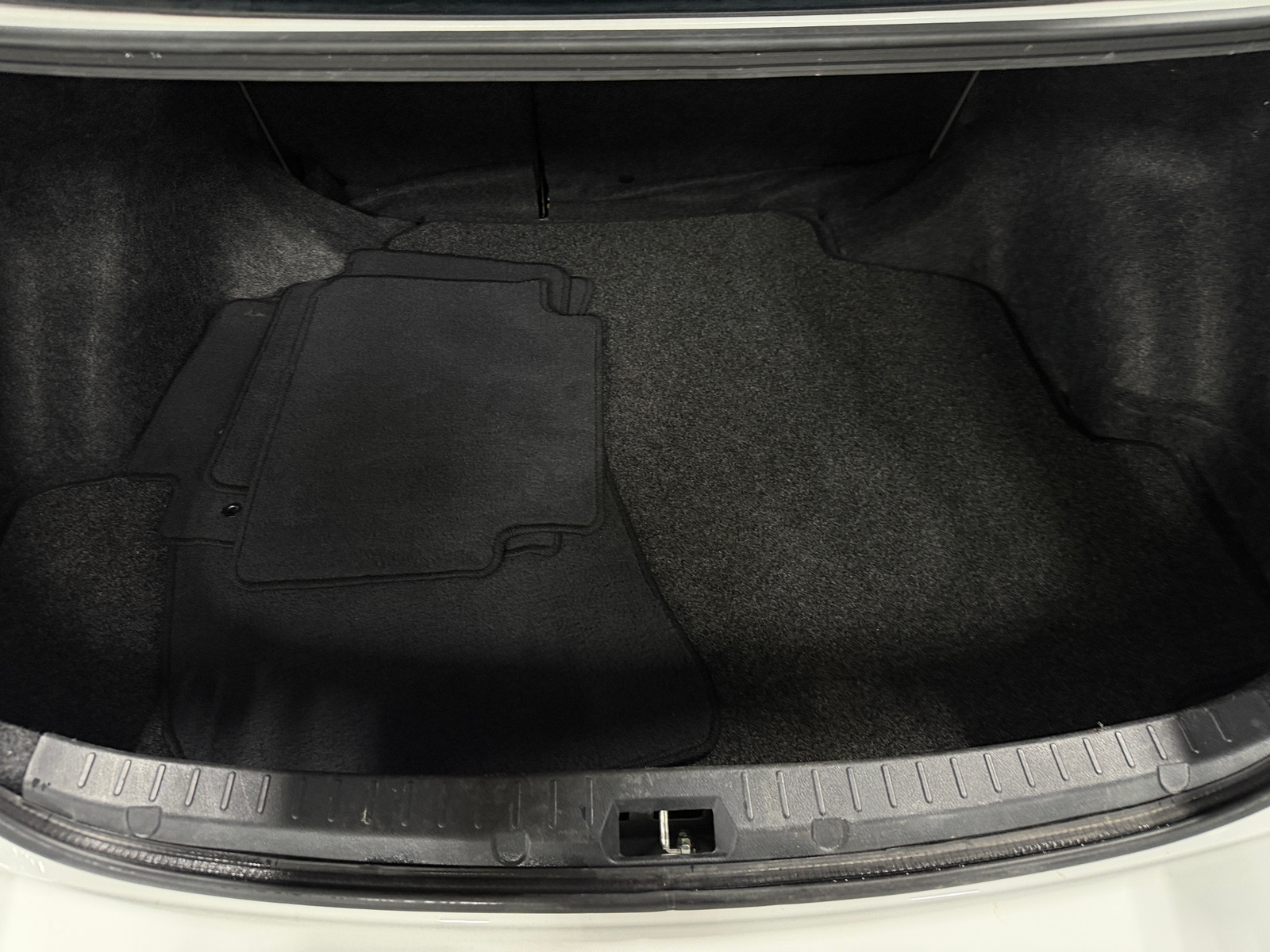 Thumbnail: 2013 Toyota Corolla - 7