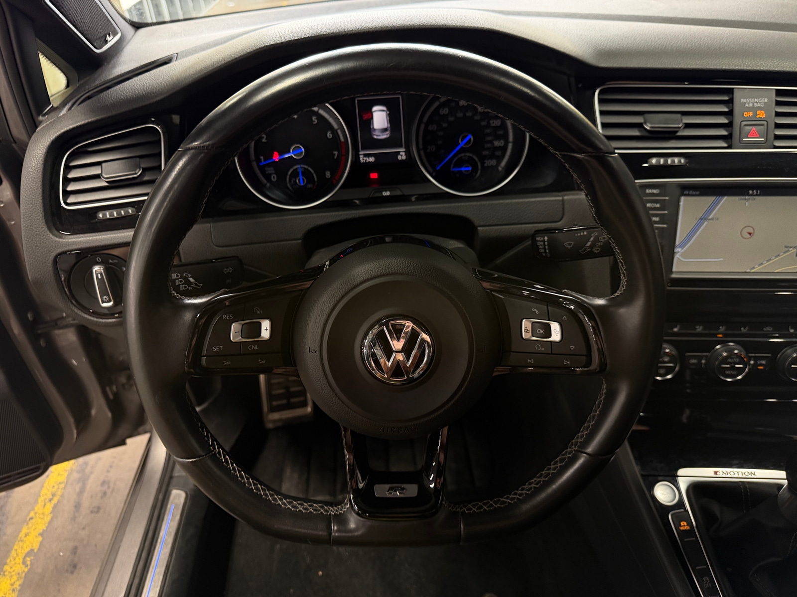 Thumbnail: 2016 Volkswagen Golf - 5