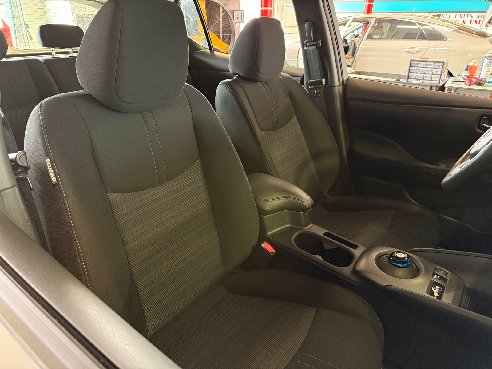 Thumbnail: 2025 Nissan Leaf - 2